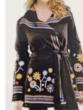 Charlie Paige Black Embroidered Floral Wrap Cardigan